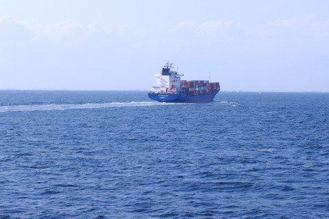 ホルムズ海峡の「封鎖解除」は可能か否か。